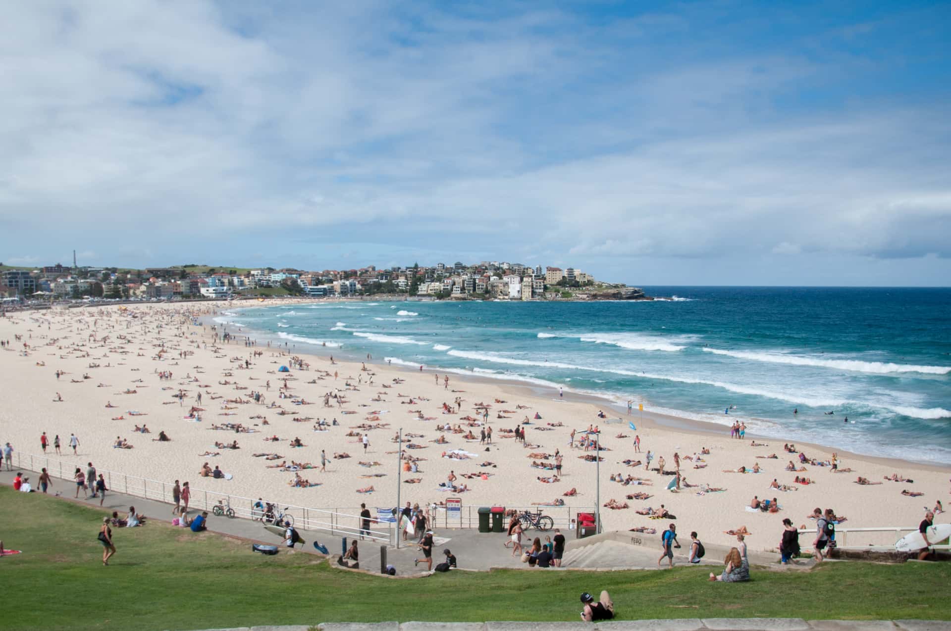 Half Day City tour with Bondi Beach Tour in Australia Honeymoon Packages
