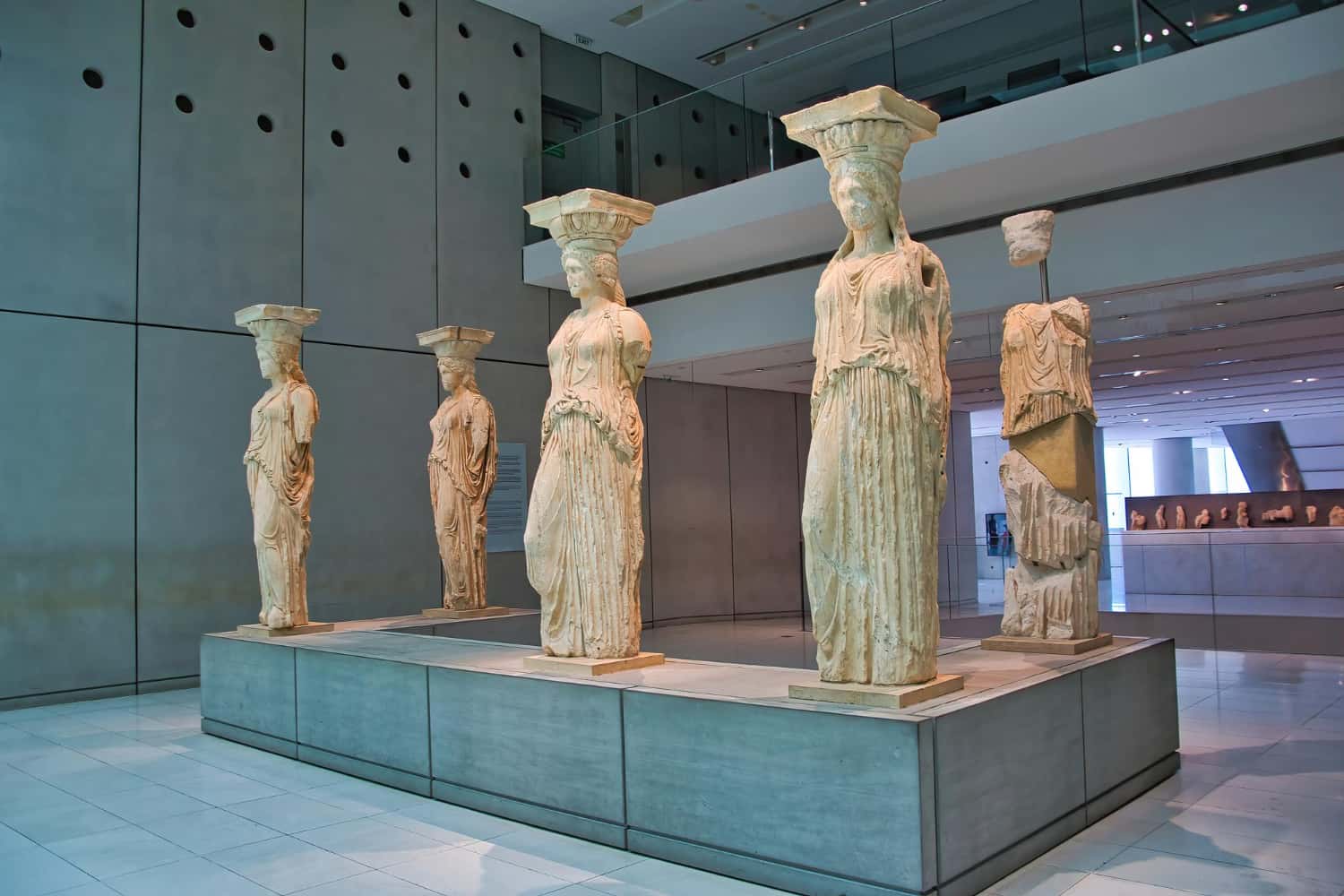 Discover The Acropolis Museum in Greece Honeymoon Packages