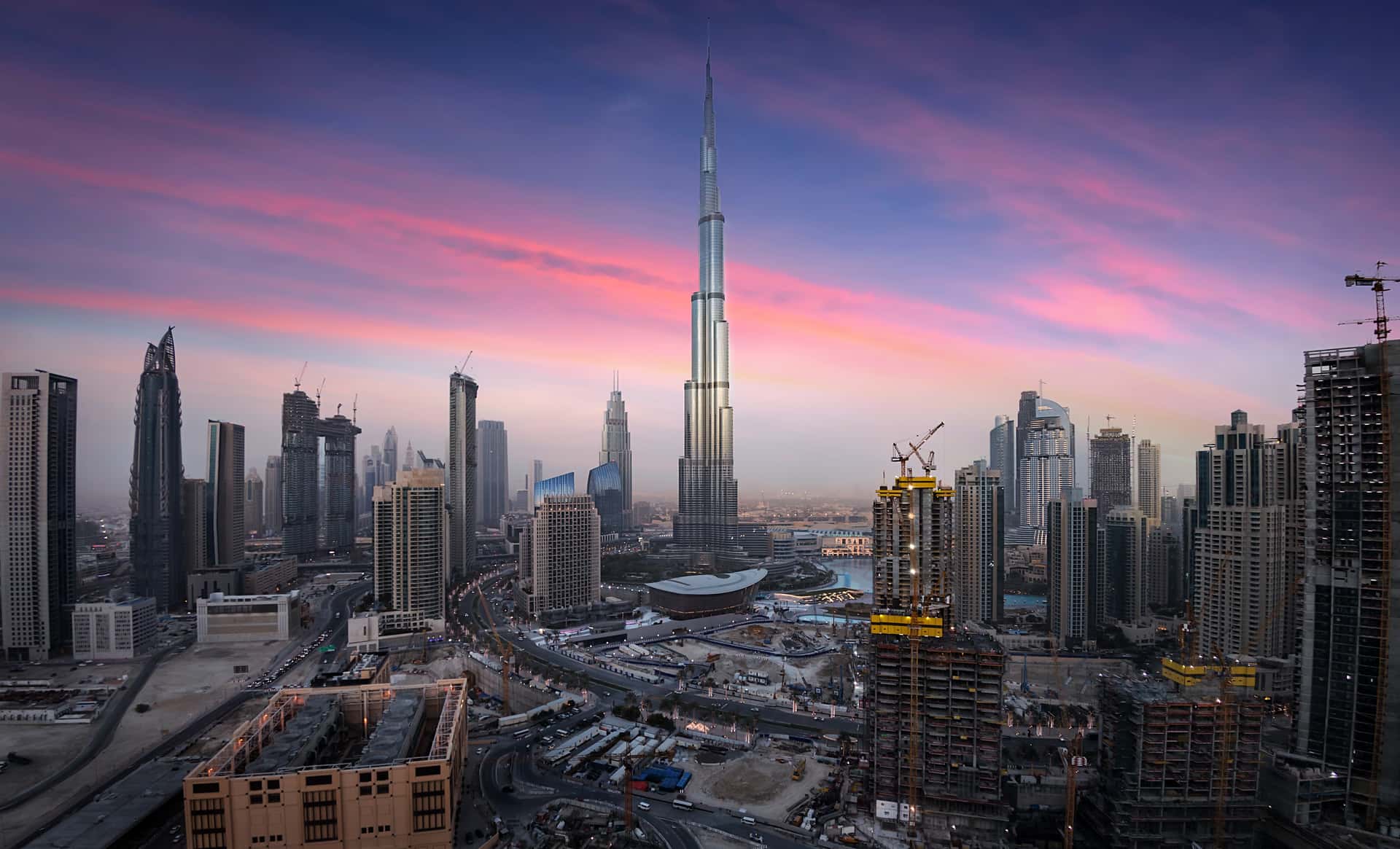 Dubai Mall with Burj Khalifa and Fountain Show in Dubai Group Tour