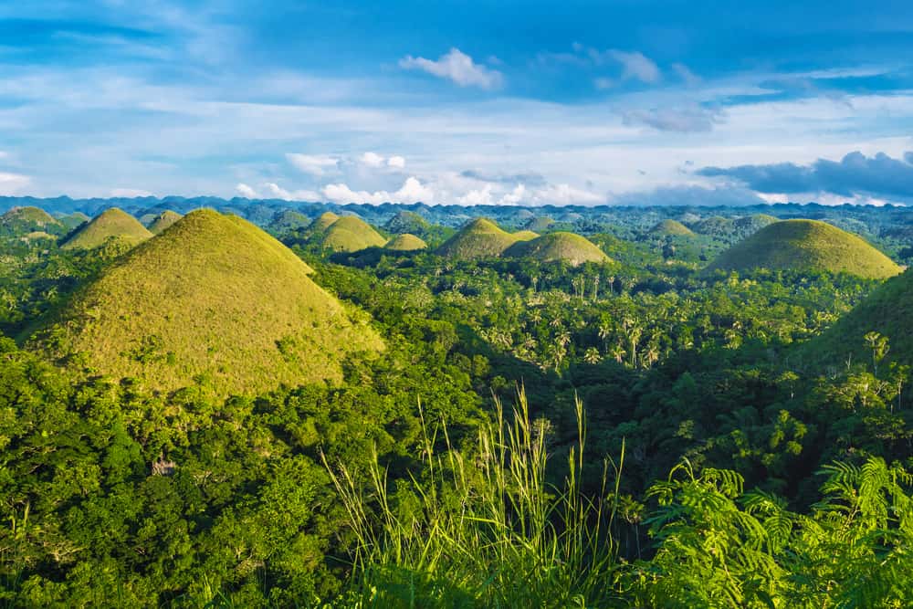 Enjoy The Unusual Chocolate Hills in Philippines Honeymoon Packages
