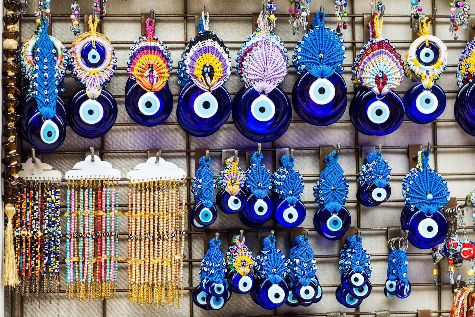 Stock Your Bags With Souvenirs in Greece Honeymoon Packages