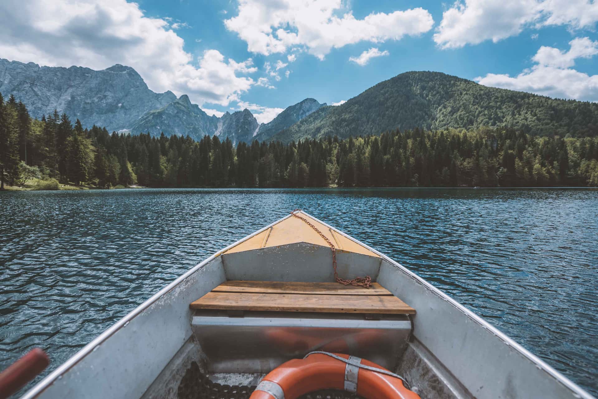 Canoe In Emerald Lake in Canada Group Tours