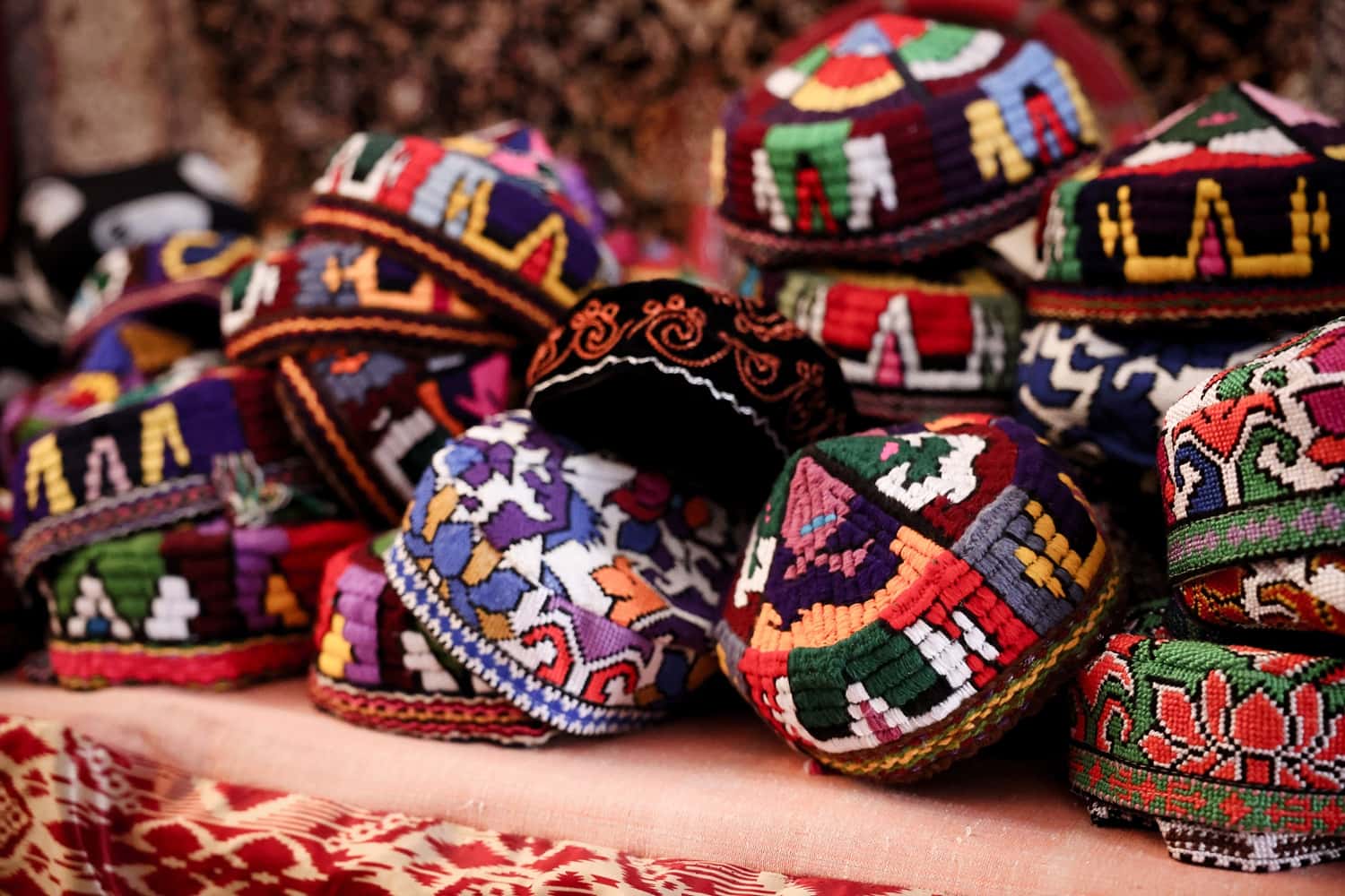 Check Out Lungta Handicrafts in India Group Tours