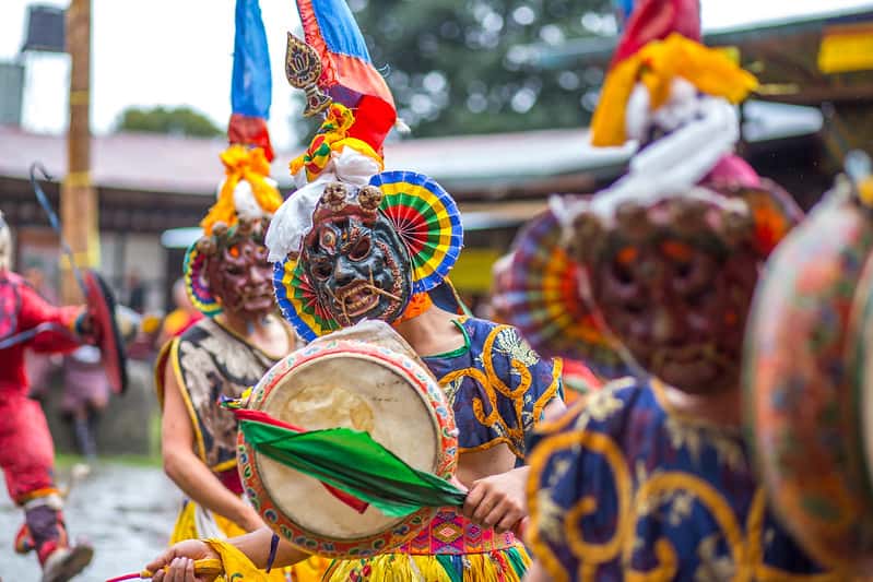 Watch Cultural Performances At Festival Ground in India Group Tours