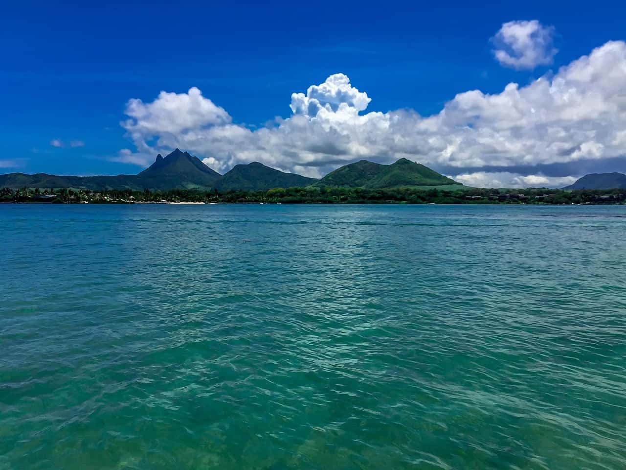 Ile aux Cerf in Mauritius Honeymoon Packages