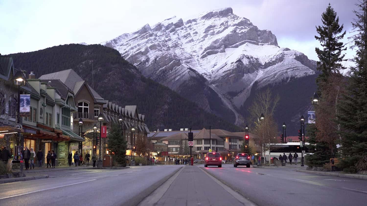 Jasper Town Tour in Canada Group Tours