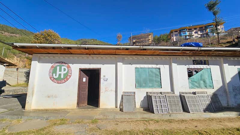 Jungshi Handmade Paper Factory in India Group Tours