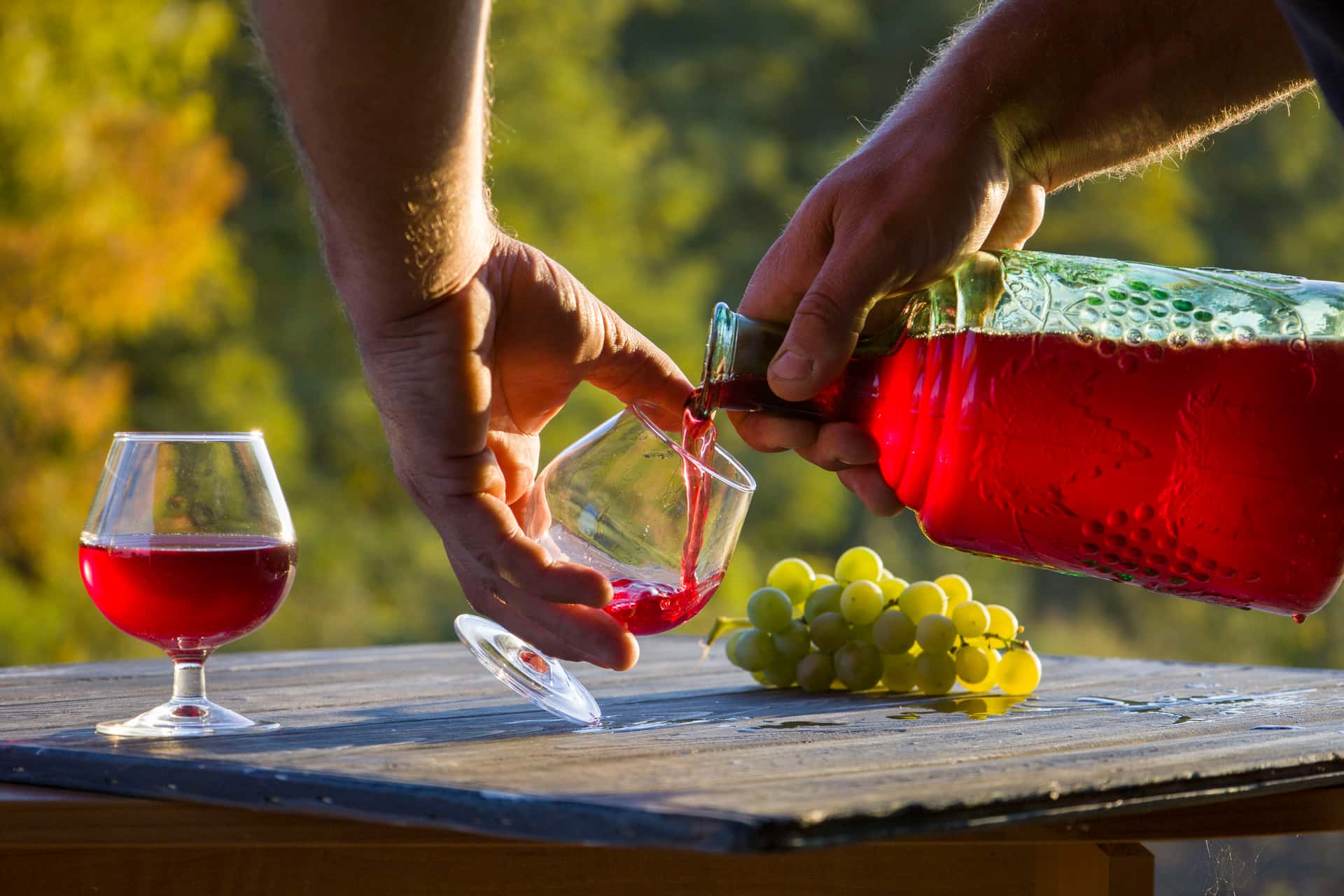 Drink Wine In Okanagan Valley in Canada Group Tours