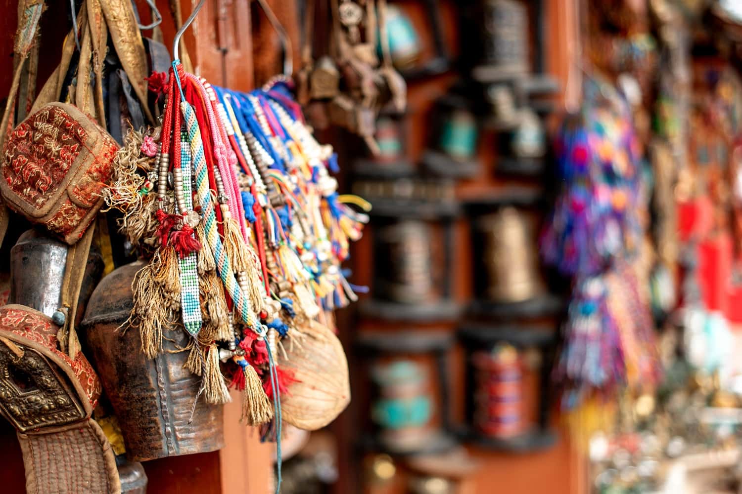 Shop From Handicrafts Market in India Group Tours