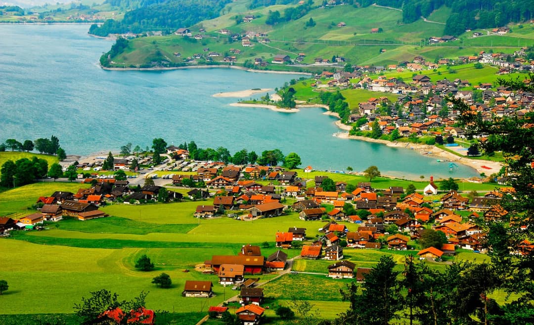 Best time to visit in Interlaken