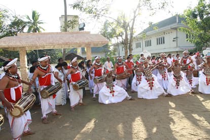 Watch The Traditional Kandyan Dancing